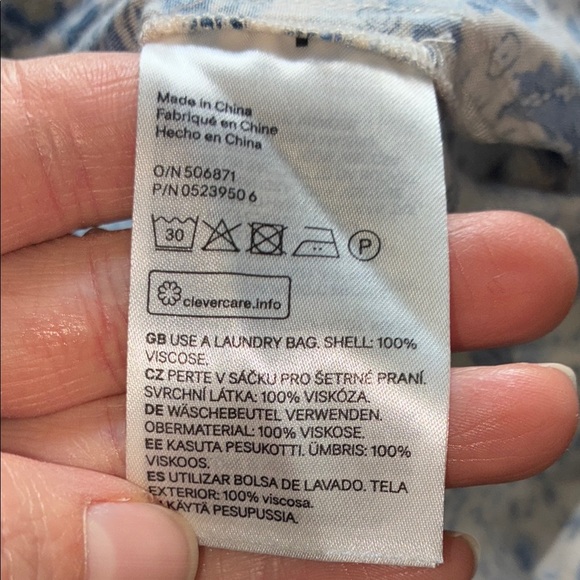 H&M Blue and White Midi Dress with Bateau Neckline - Picture 8 of 11